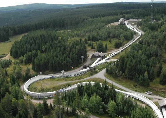 Waldhotel Am Aschergraben 3*